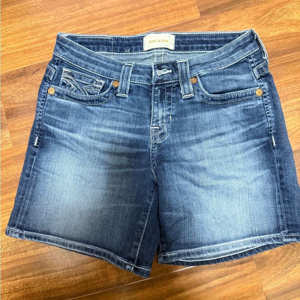 Big Star Women's Medium Blue Denim Jean Shorts